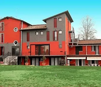 Residenza Cartiera 243