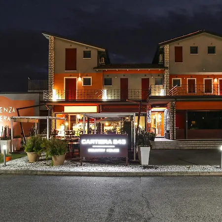 Residenza Cartiera 243