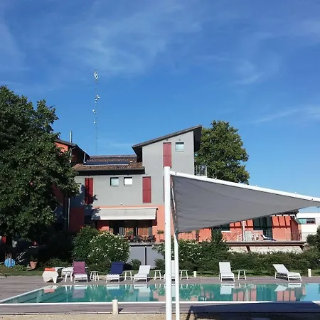 ゲストハウス Residenza Cartiera 243 3*